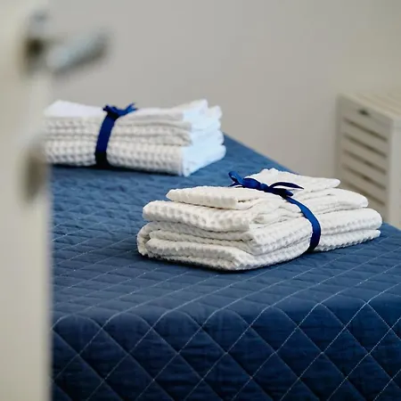 Bed & Breakfast Riflessi Damare & 4*